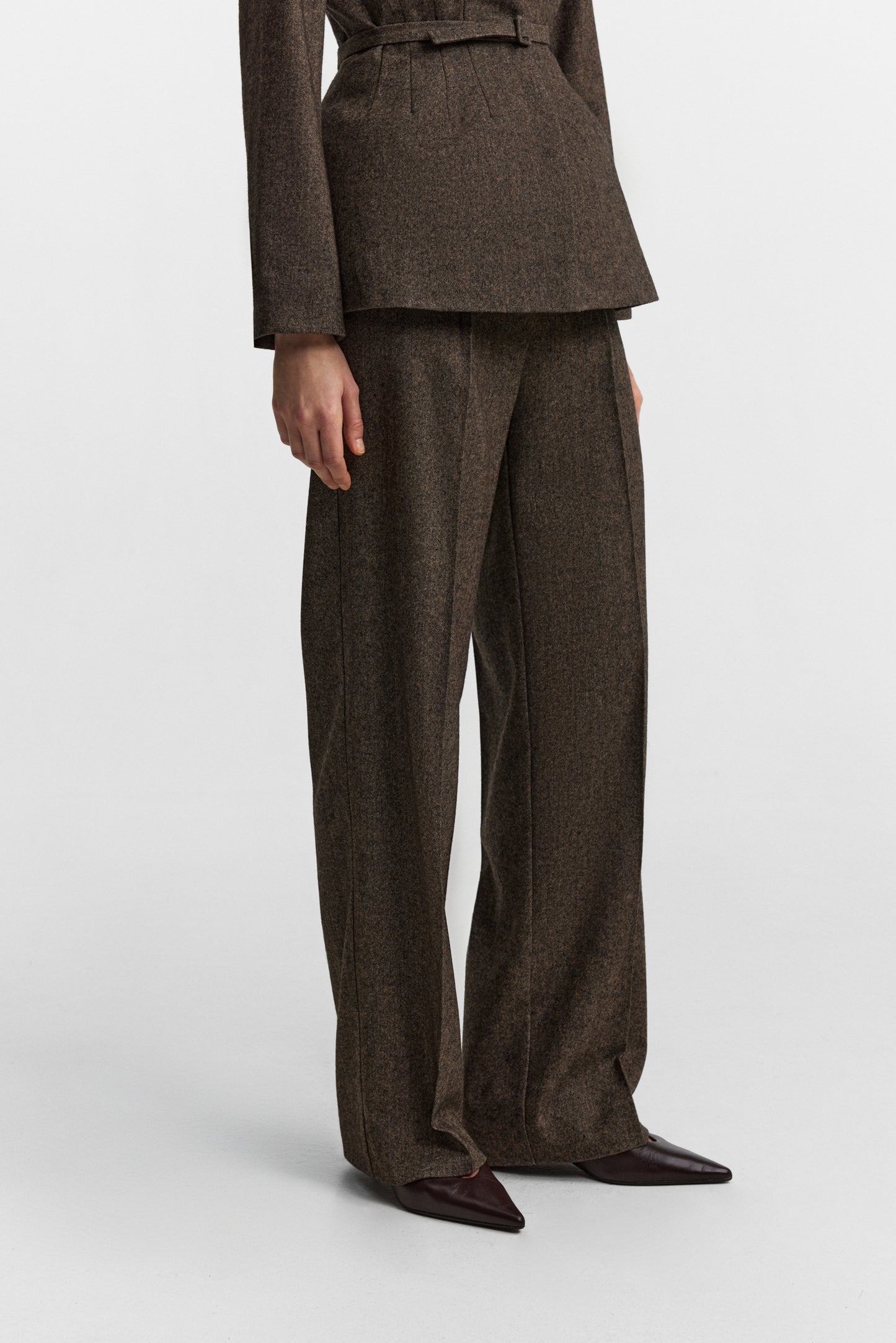 Secessia pants in rich brown