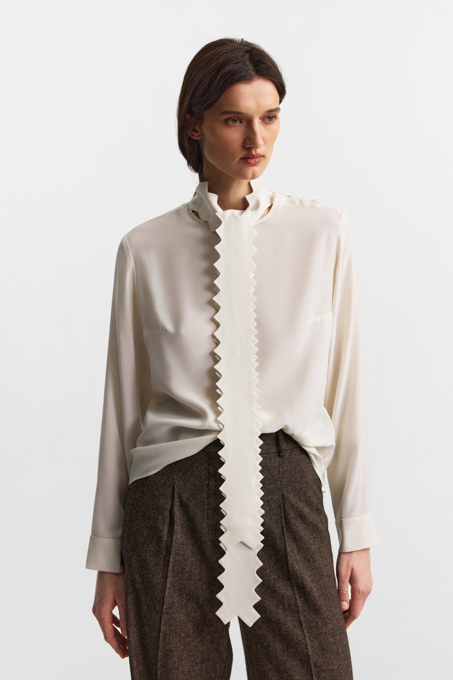 Lyshtva blouse cloud dancer